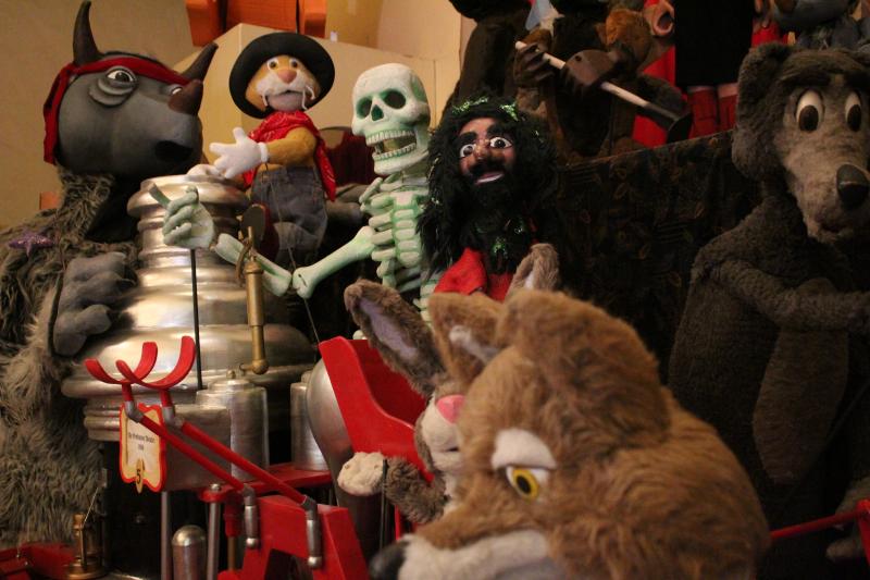 Puppetry museum opens exhibit celebrating mascots